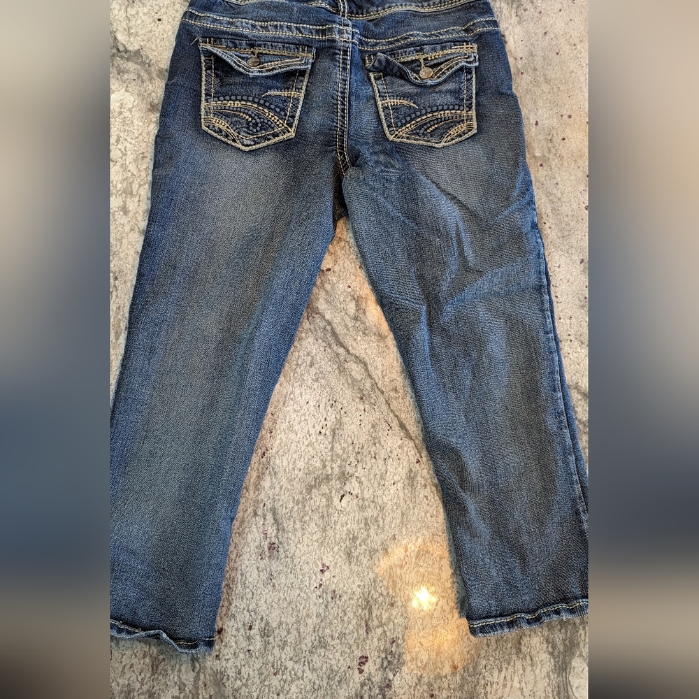 Maurices 5/6 Capris - Picture 4 of 4